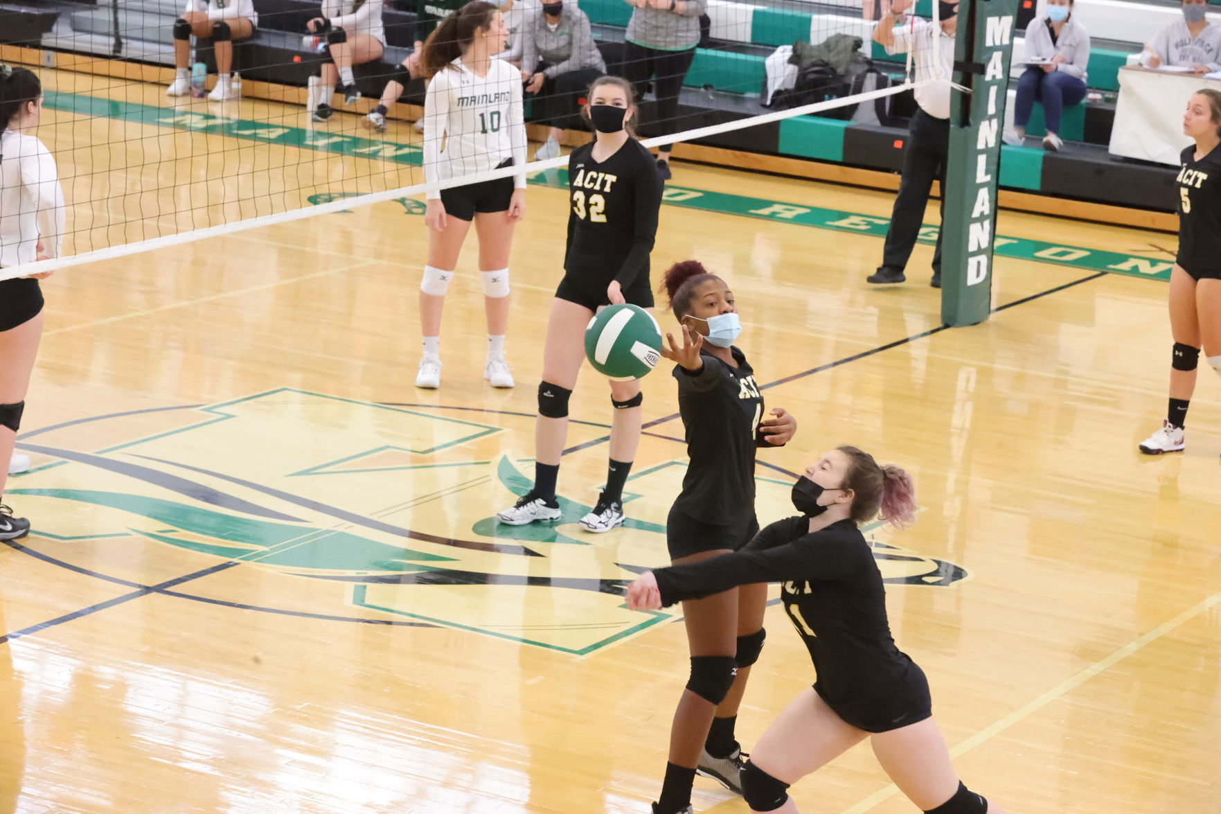Mainland vs ACIT volleyball